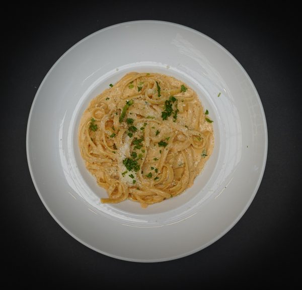 Fettuccine Alfredo